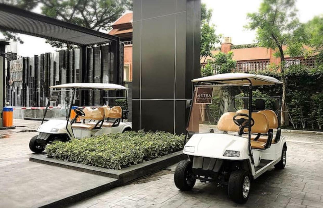 The Astra Suites Chiang Mai Exterior foto